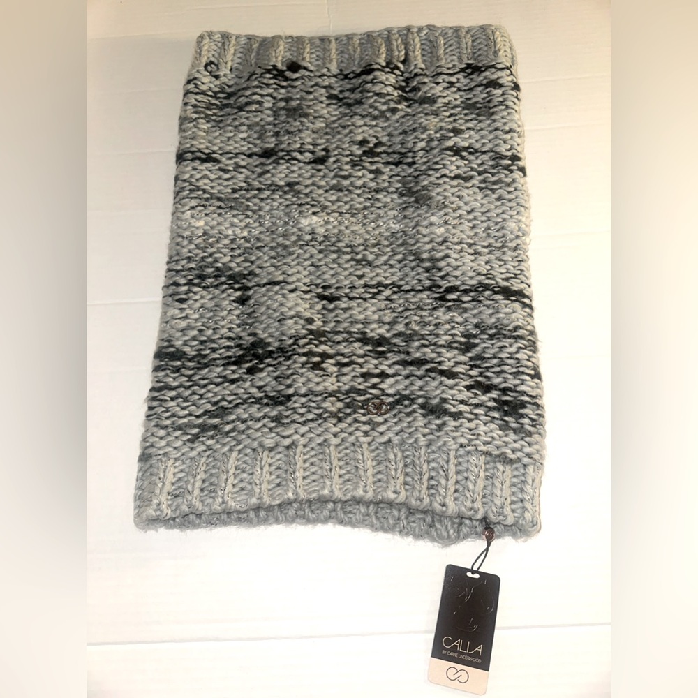 Gorgeous calia by Carrie underwood scarf chunky knit nwt